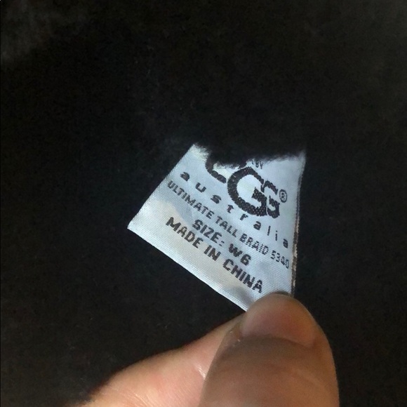 Black ugg booth with tribal stripe - Picture 5 of 5